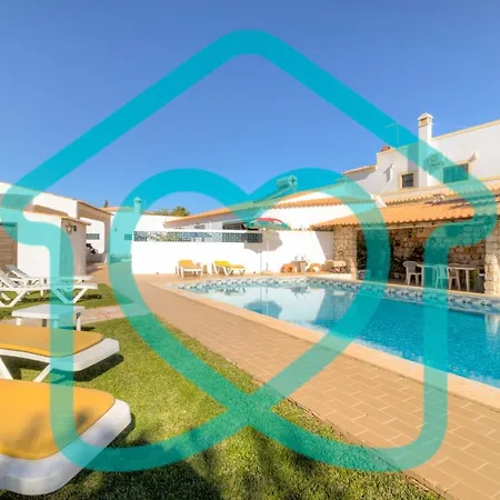 Villas2go2 Lisa